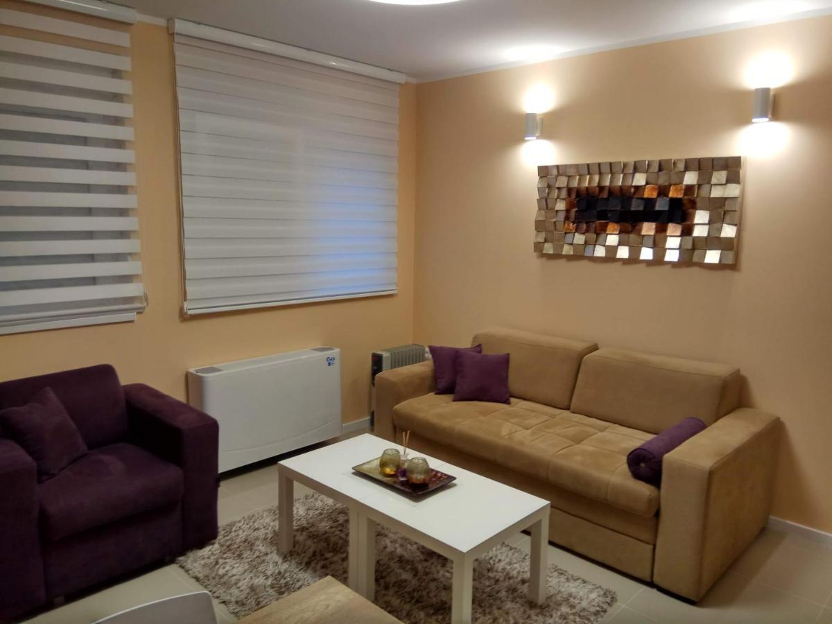 Apartment Cherry Gold Zrenjanin Esterno foto